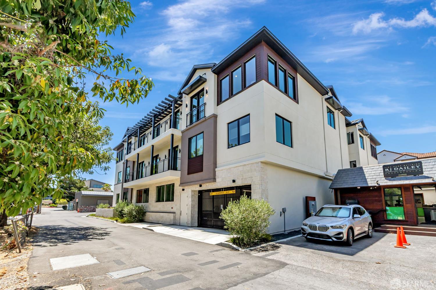 Detail Gallery Image 41 of 41 For 425 First St #21,  Los Altos,  CA 94022 - 2 Beds | 2 Baths