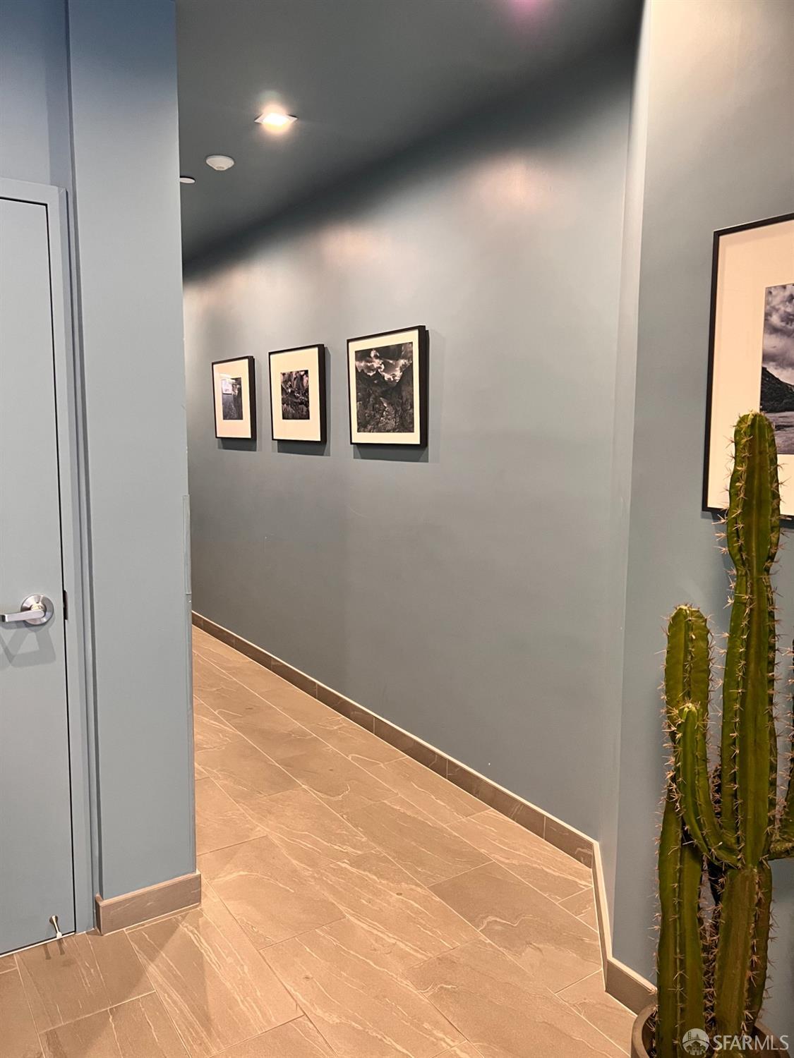 Detail Gallery Image 4 of 21 For 824 Hyde St #301,  San Francisco,  CA 94109 - 1 Beds | 1 Baths