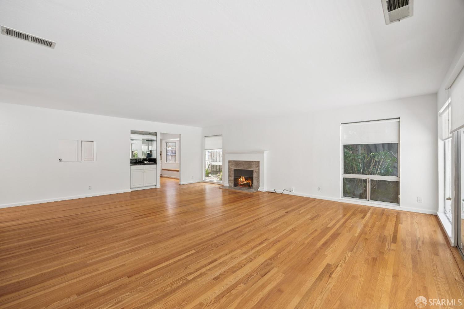 Detail Gallery Image 19 of 67 For 480 Sherwood Way, Menlo Park,  CA 94025 - 3 Beds | 2 Baths