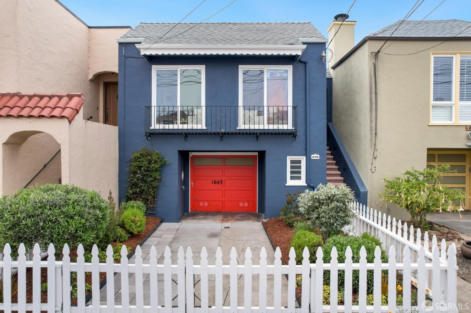Detail Gallery Image 2 of 44 For 1643 43rd Ave, San Francisco,  CA 94122 - 3 Beds | 2 Baths