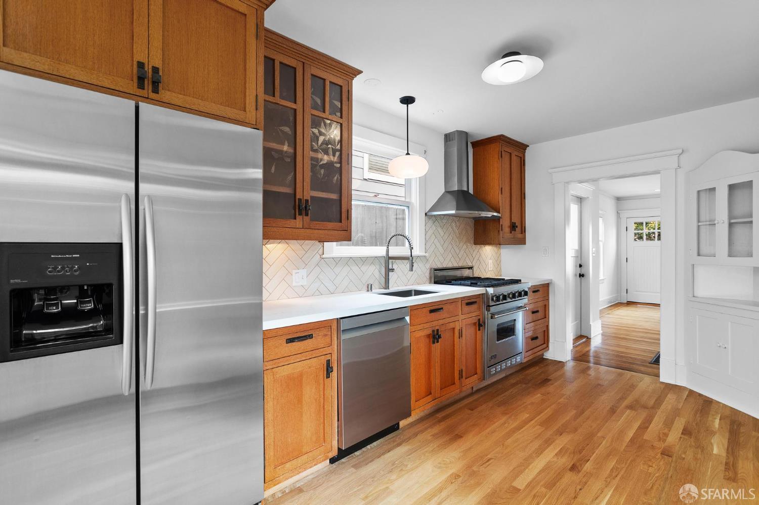 Detail Gallery Image 10 of 28 For 760 Paris St, San Francisco,  CA 94112 - 3 Beds | 2 Baths