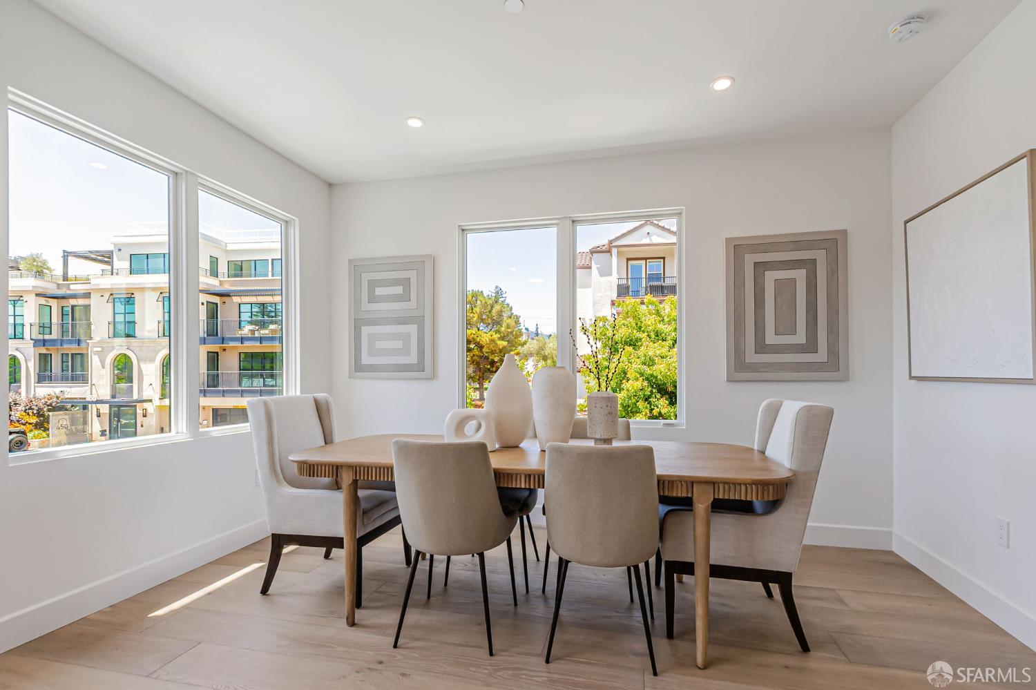 Detail Gallery Image 9 of 41 For 425 First St #21,  Los Altos,  CA 94022 - 2 Beds | 2 Baths