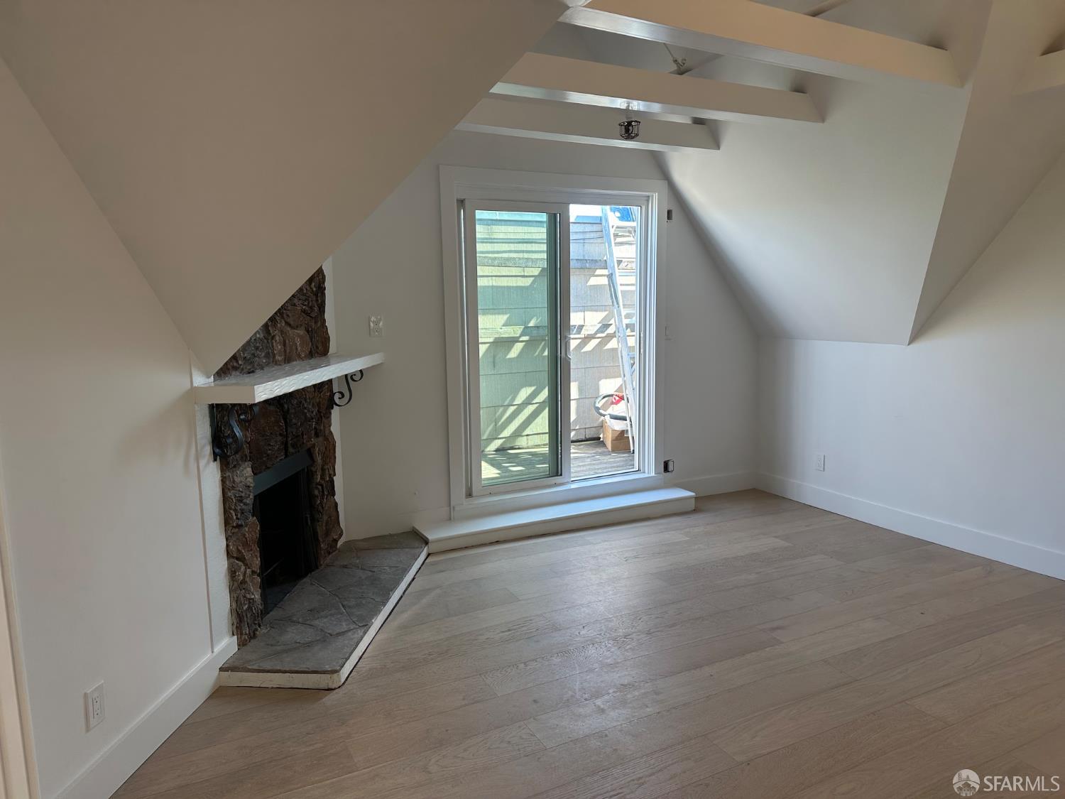 Detail Gallery Image 7 of 24 For 2309 Divisadero St, San Francisco,  CA 94115 - 2 Beds | 1 Baths