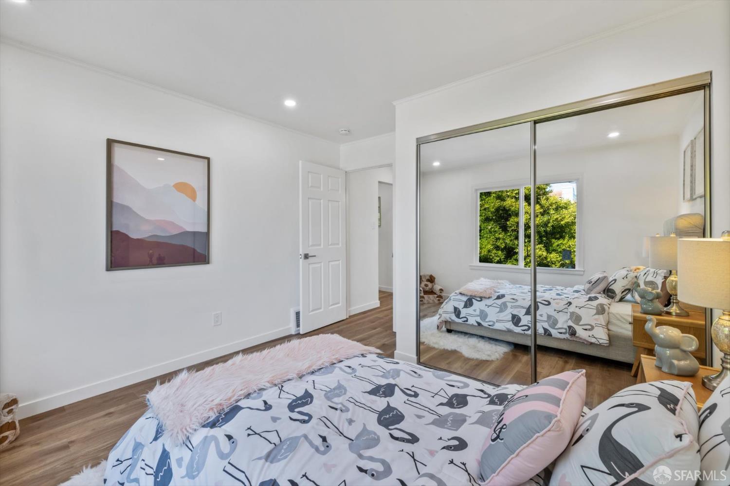 Detail Gallery Image 15 of 48 For 107 Venus St, San Francisco,  CA 94124 - 3 Beds | 2 Baths
