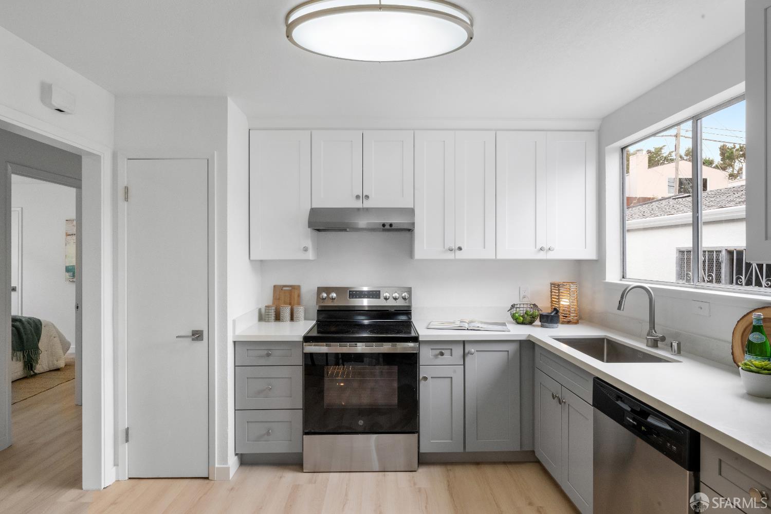 Detail Gallery Image 13 of 52 For 281 Polaris Way, Daly City,  CA 94014 - 3 Beds | 2 Baths