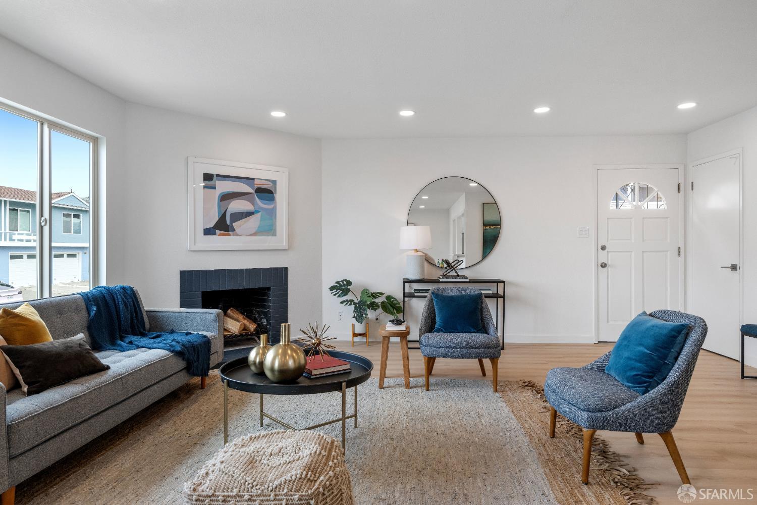 Detail Gallery Image 6 of 52 For 281 Polaris Way, Daly City,  CA 94014 - 3 Beds | 2 Baths