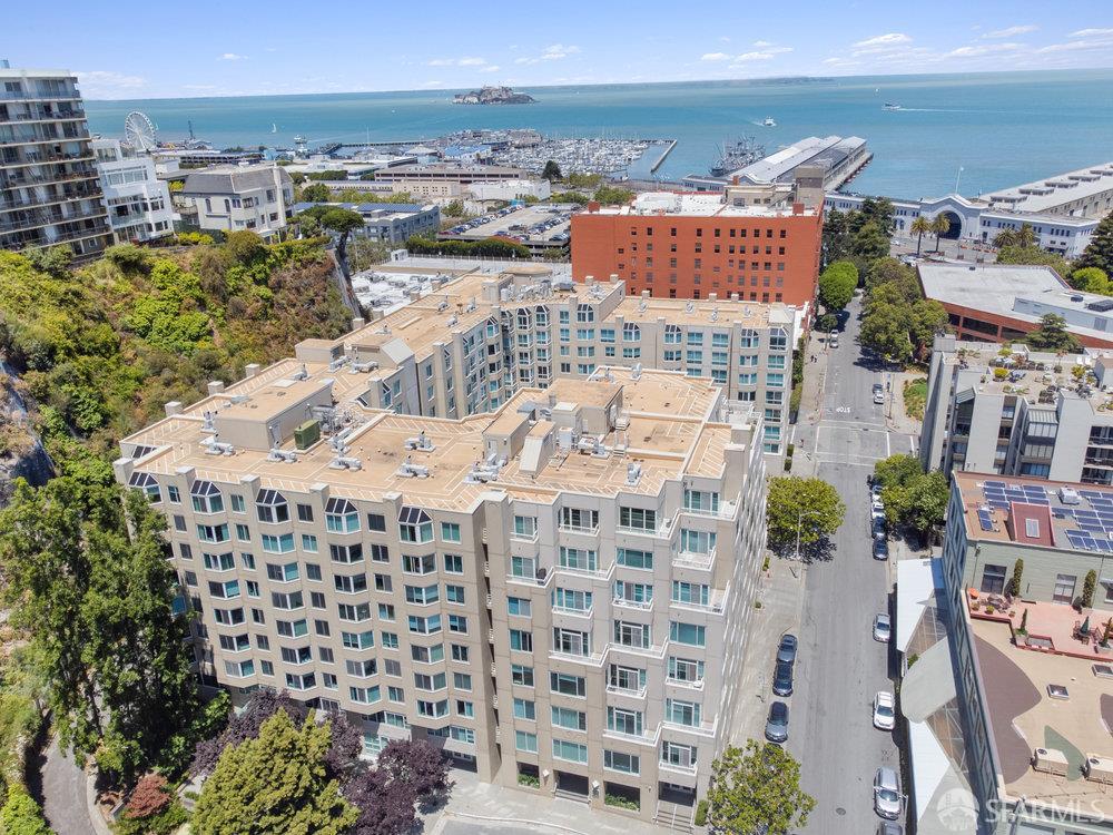 Photo #4: 425045933 Listing 