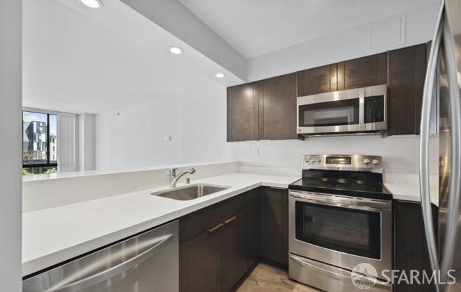 Detail Gallery Image 11 of 25 For 900 Bush St #604,  San Francisco,  CA 94109 - 2 Beds | 2 Baths