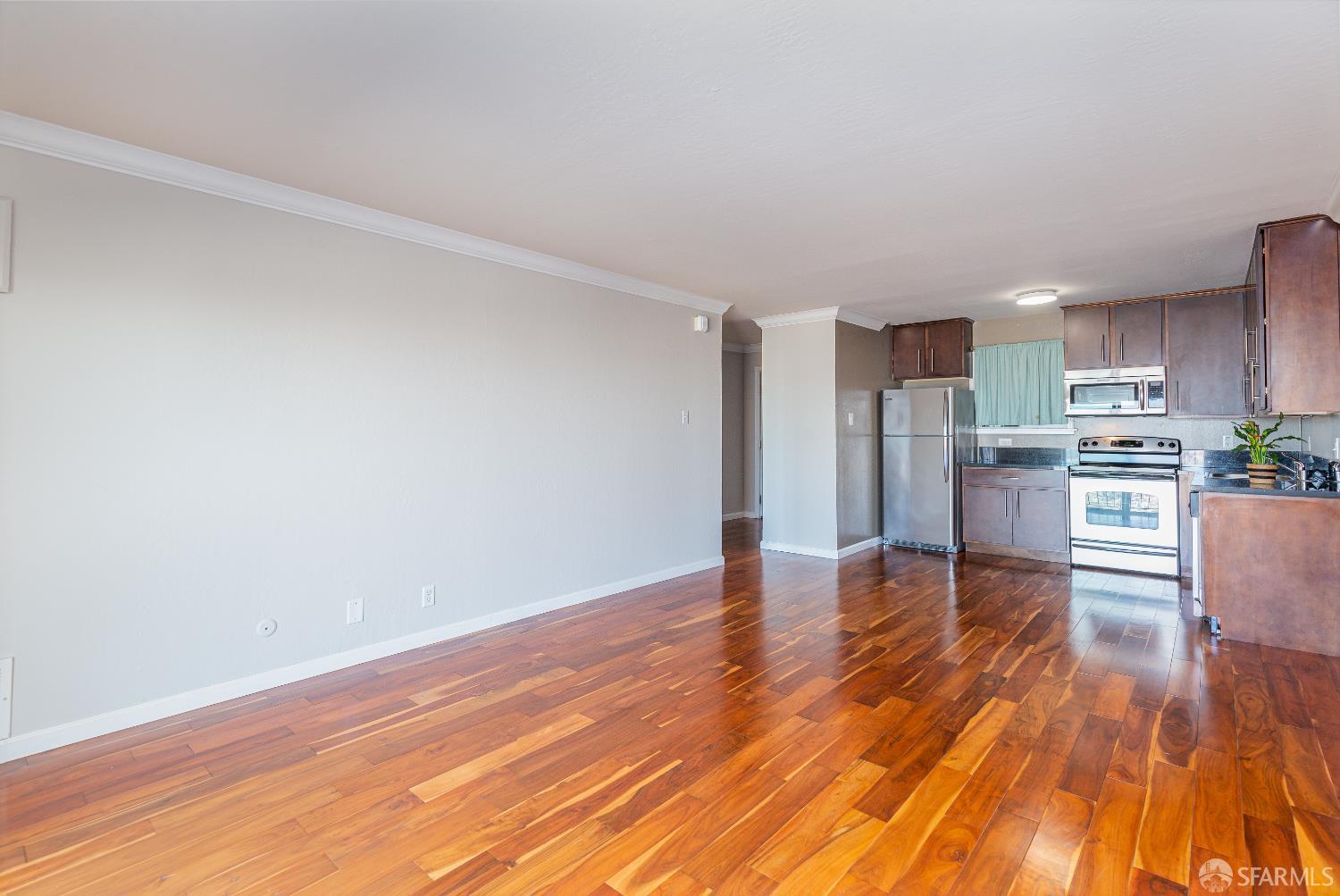 Detail Gallery Image 7 of 18 For 646 Corbett Ave #605,  San Francisco,  CA 94114 - 1 Beds | 1 Baths
