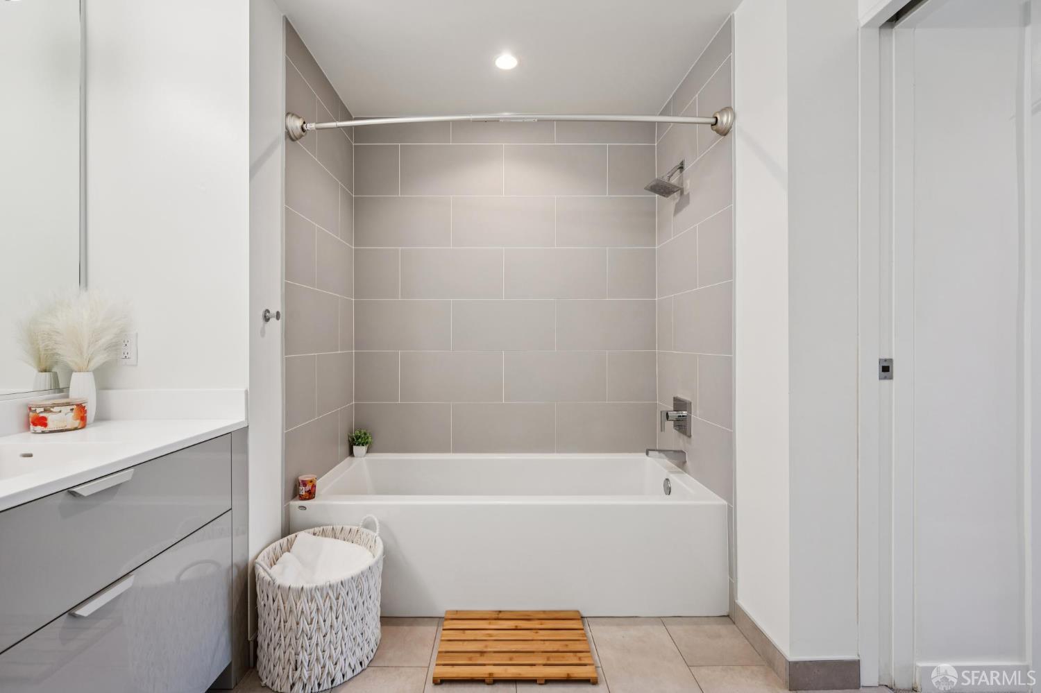 Detail Gallery Image 36 of 68 For 110 Channel St #306,  San Francisco,  CA 94158 - 2 Beds | 2 Baths