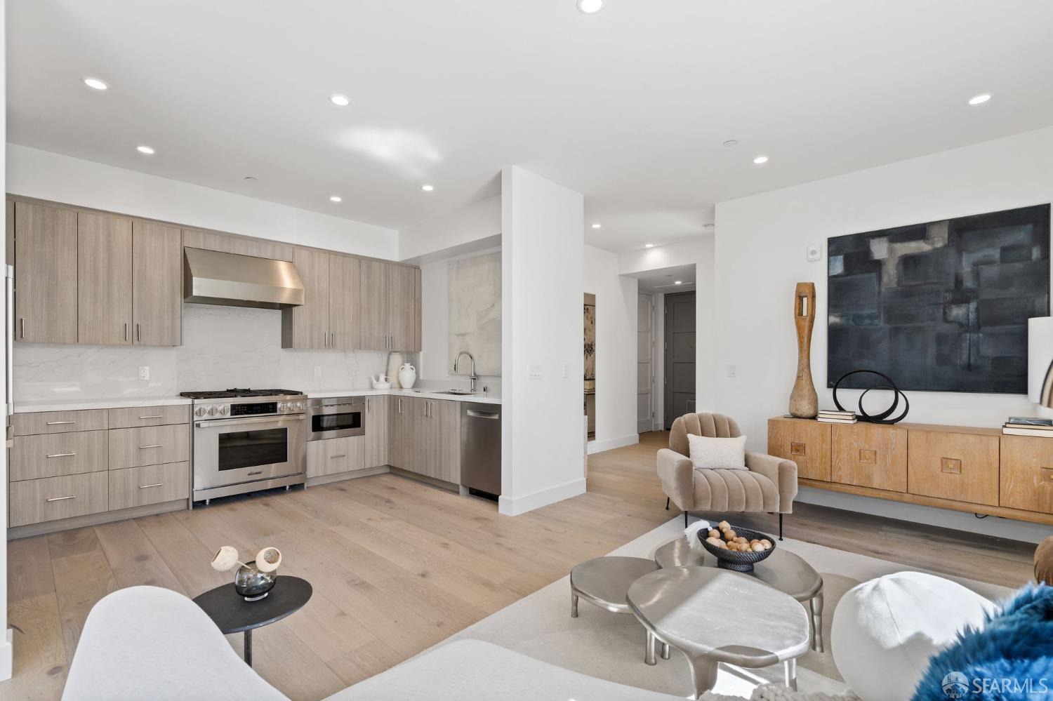 Detail Gallery Image 4 of 24 For 425 First St #31,  Los Altos,  CA 94022 - 2 Beds | 2 Baths