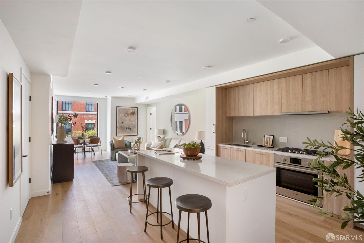 MLS: 425054568 Condo For Sale