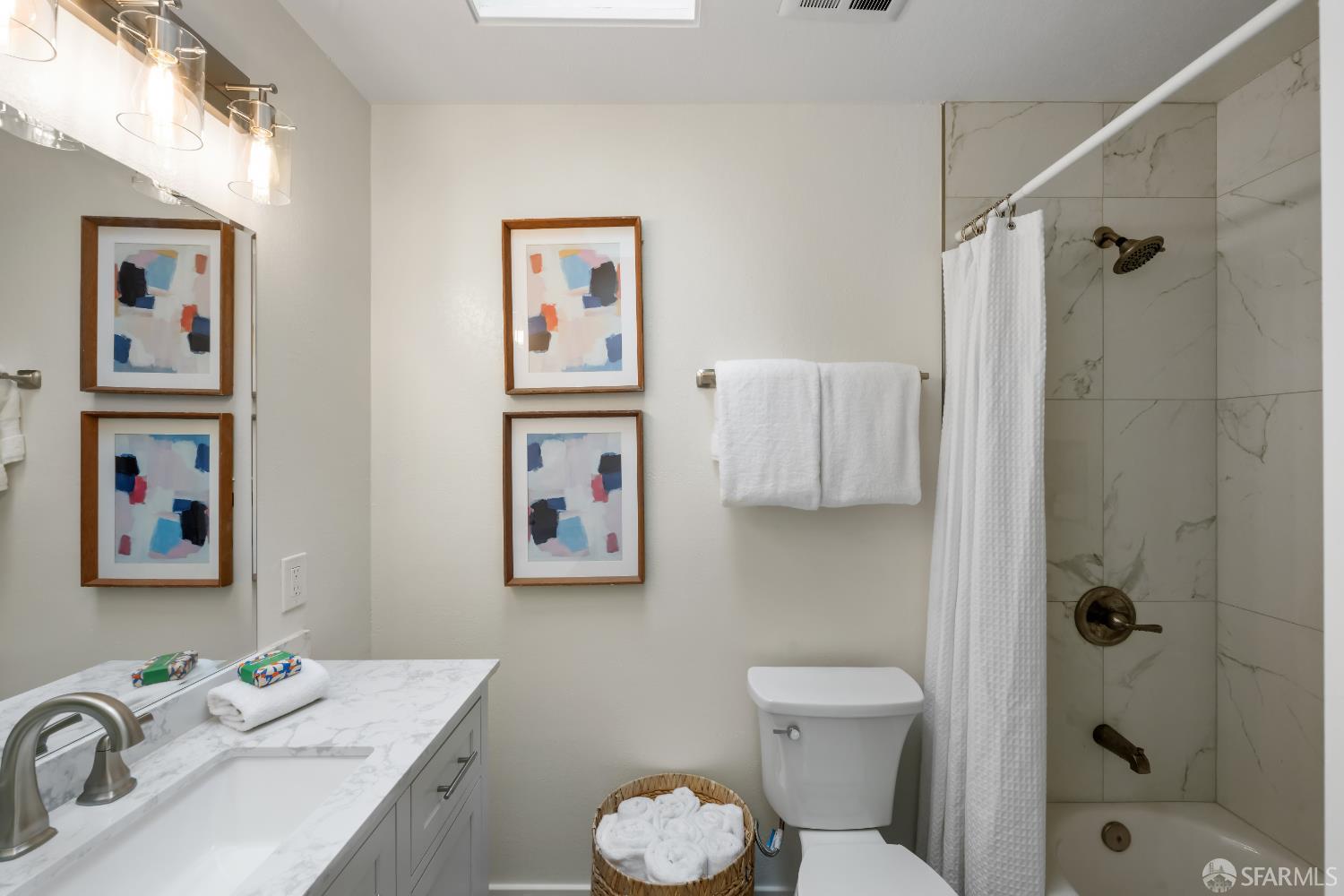 Detail Gallery Image 18 of 52 For 281 Polaris Way, Daly City,  CA 94014 - 3 Beds | 2 Baths
