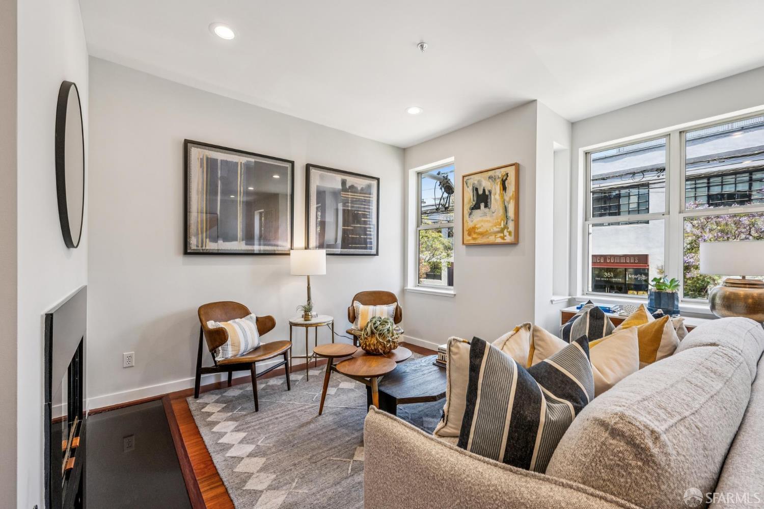 Detail Gallery Image 6 of 52 For 364 Shotwell St #101,  San Francisco,  CA 94110 - 3 Beds | 2 Baths