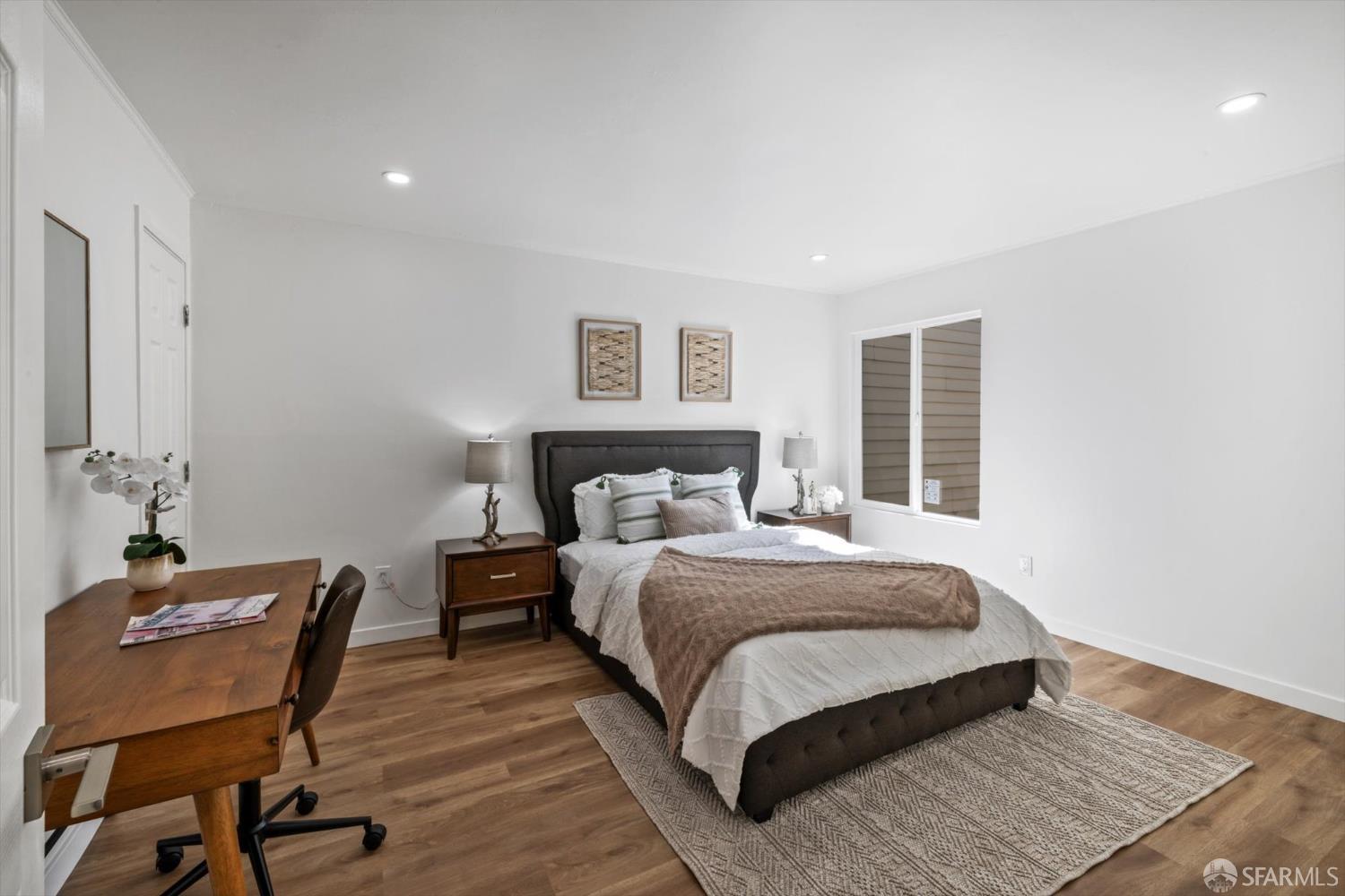 Detail Gallery Image 9 of 48 For 107 Venus St, San Francisco,  CA 94124 - 3 Beds | 2 Baths