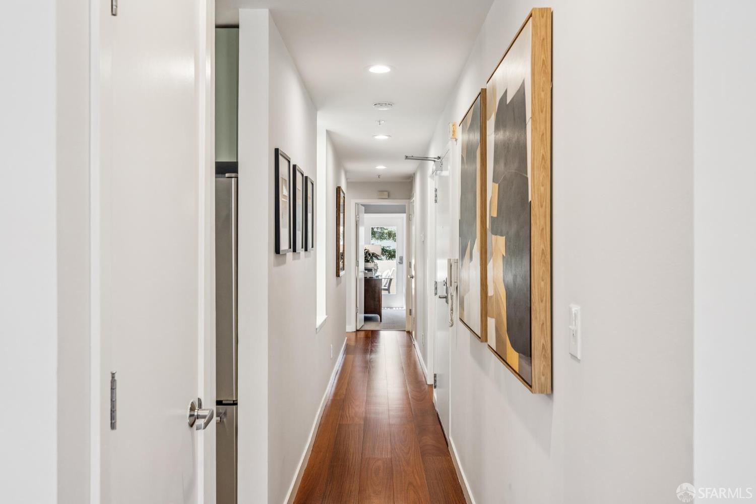 Detail Gallery Image 22 of 52 For 364 Shotwell St #101,  San Francisco,  CA 94110 - 3 Beds | 2 Baths