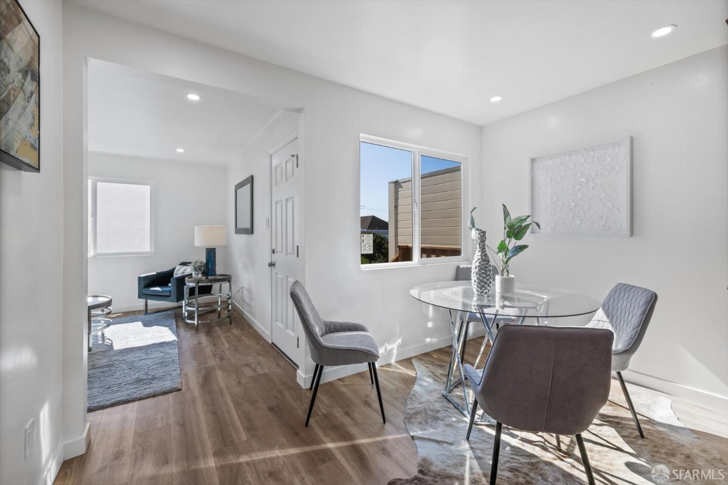 Detail Gallery Image 19 of 48 For 107 Venus St, San Francisco,  CA 94124 - 3 Beds | 2 Baths