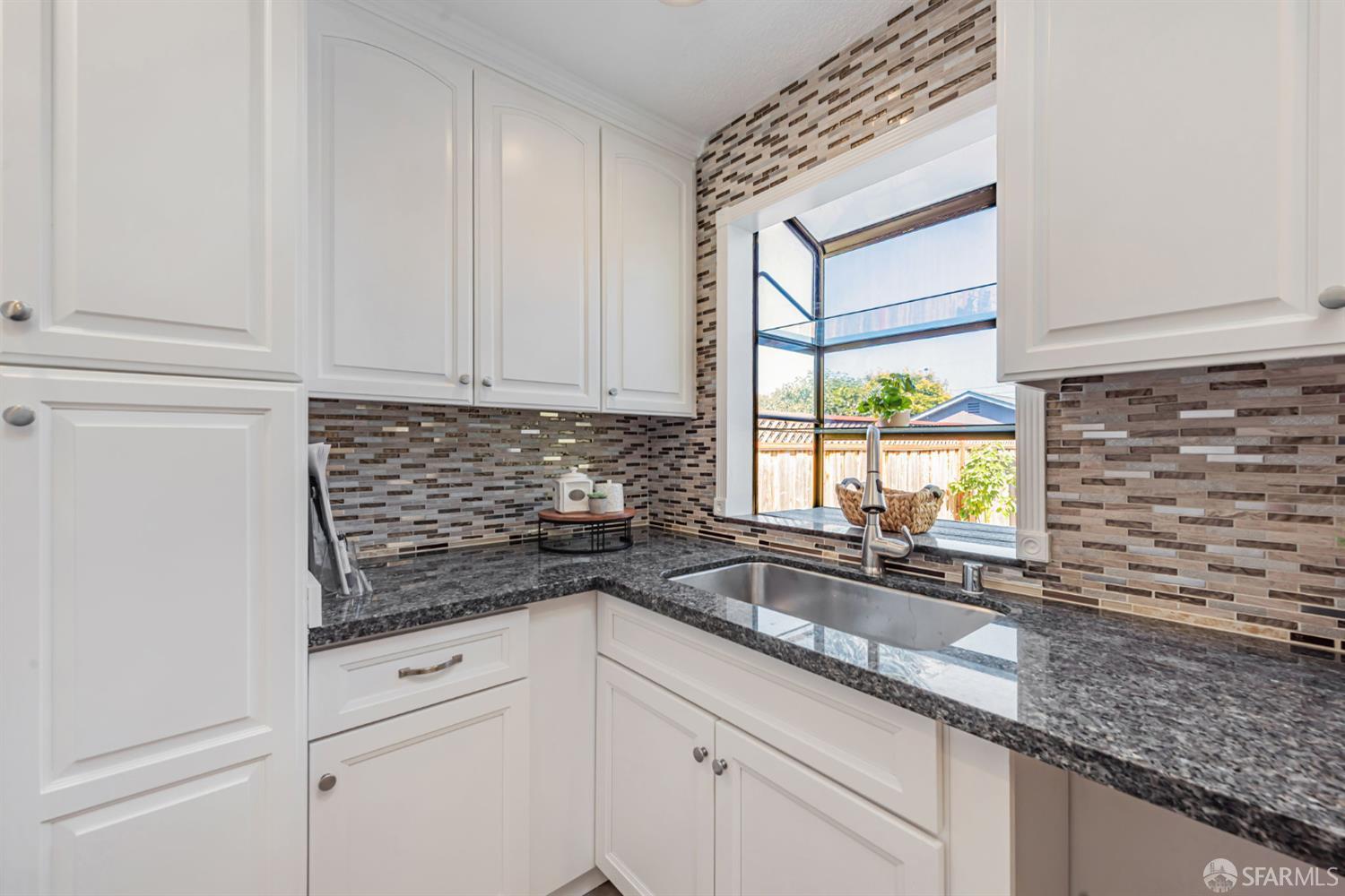 Detail Gallery Image 17 of 48 For 1614 139th Ave, San Leandro,  CA 94578 - 3 Beds | 2 Baths