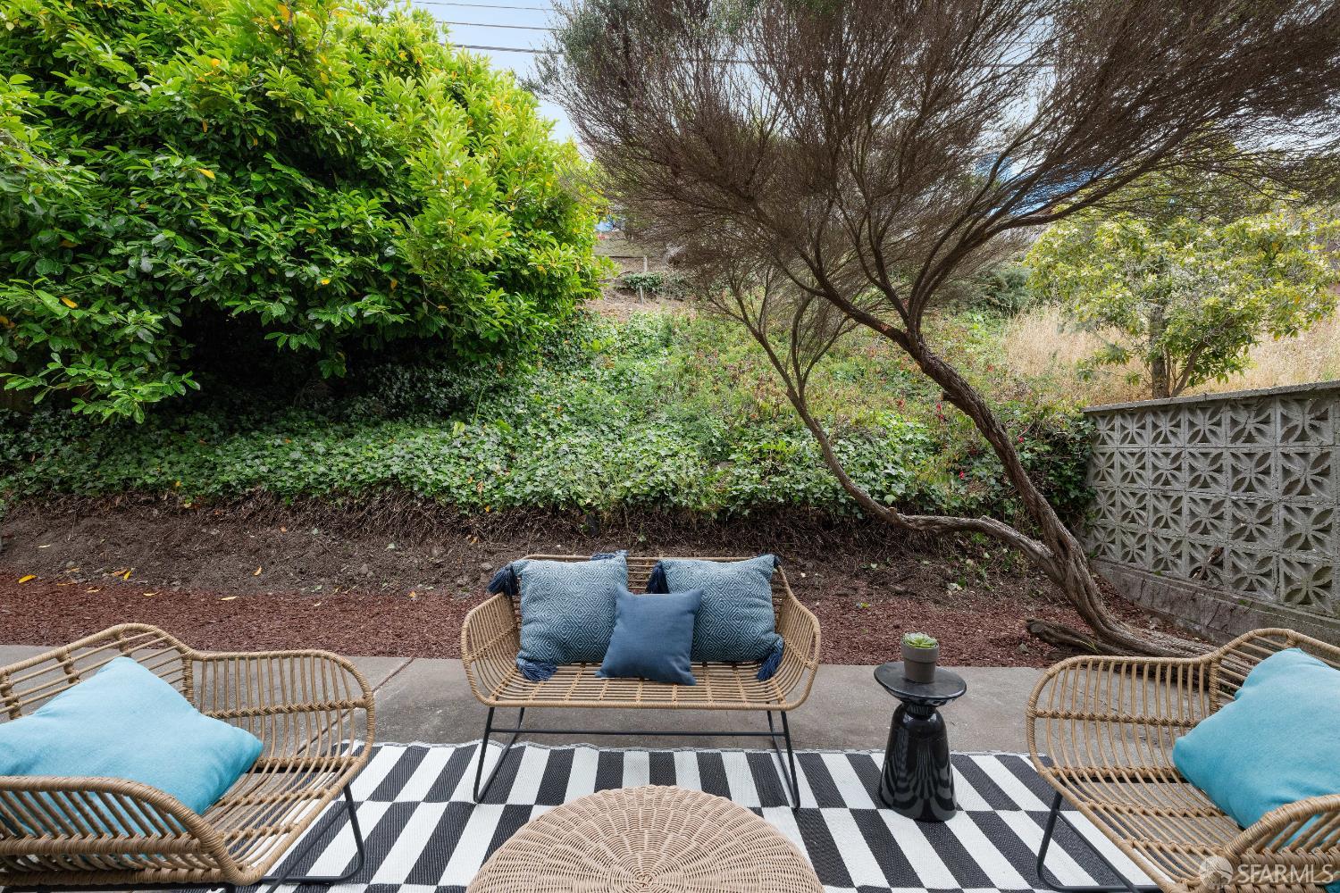 Detail Gallery Image 32 of 52 For 281 Polaris Way, Daly City,  CA 94014 - 3 Beds | 2 Baths