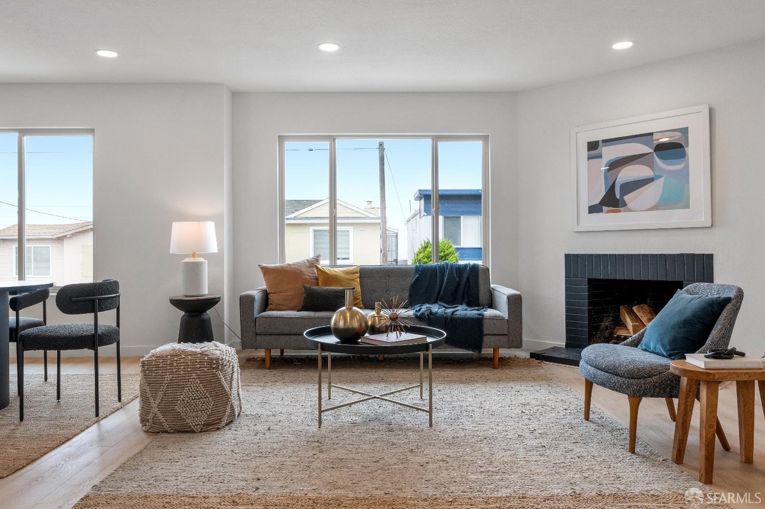 Detail Gallery Image 4 of 52 For 281 Polaris Way, Daly City,  CA 94014 - 3 Beds | 2 Baths
