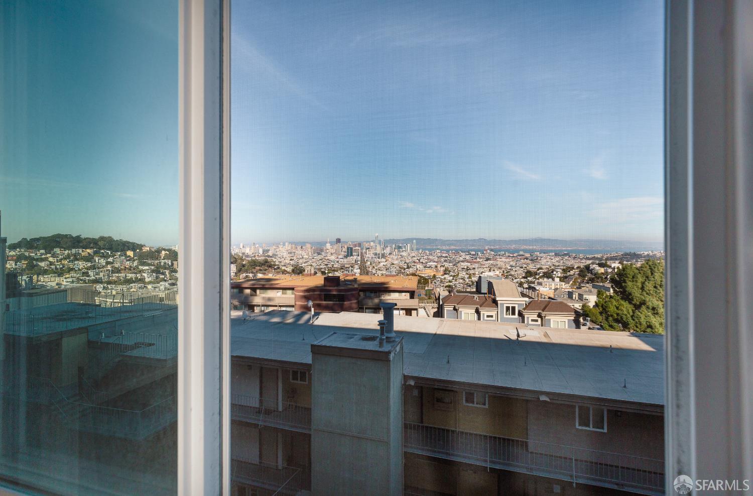 Detail Gallery Image 12 of 18 For 646 Corbett Ave #605,  San Francisco,  CA 94114 - 1 Beds | 1 Baths