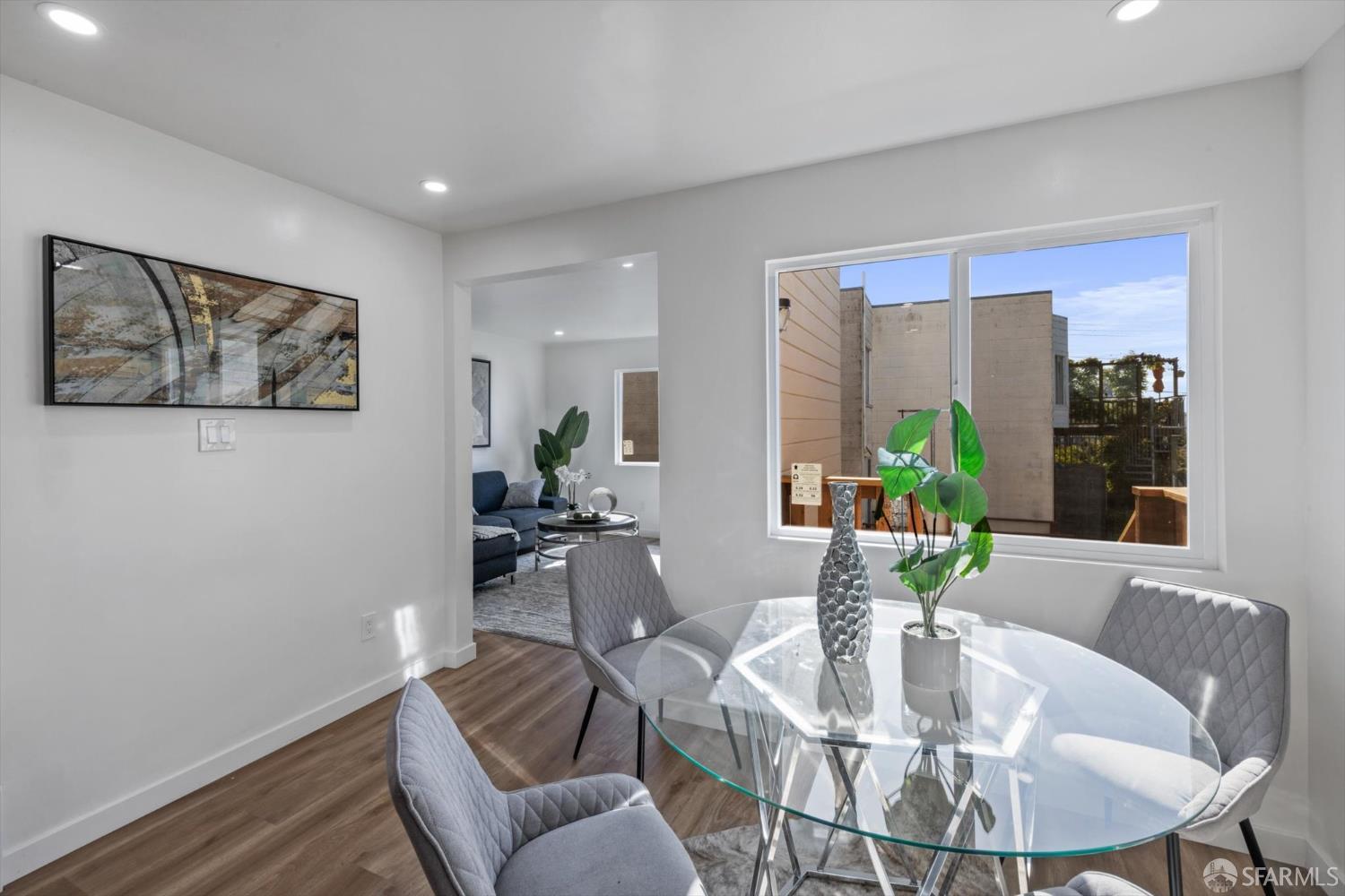 Detail Gallery Image 20 of 48 For 107 Venus St, San Francisco,  CA 94124 - 3 Beds | 2 Baths