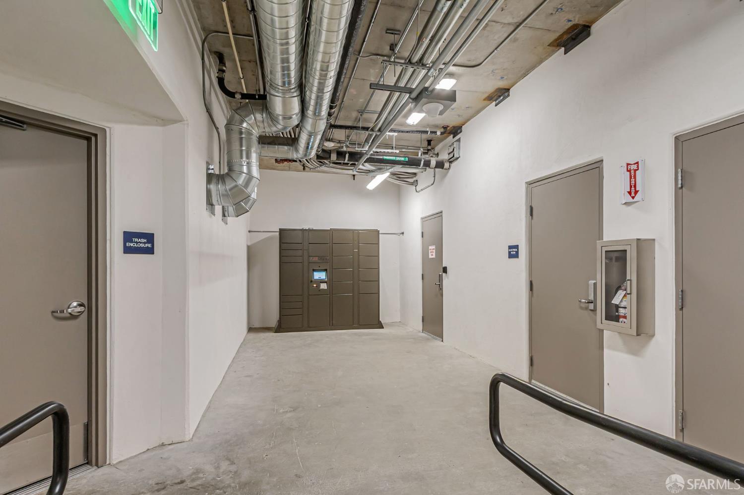 Detail Gallery Image 23 of 24 For 425 First St #31,  Los Altos,  CA 94022 - 2 Beds | 2 Baths
