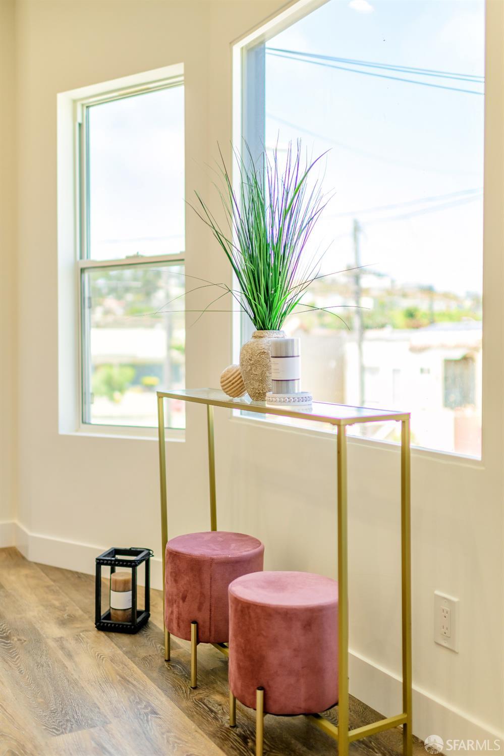 Detail Gallery Image 34 of 49 For 161 Laura St, San Francisco,  CA 94112 - 3 Beds | 3 Baths