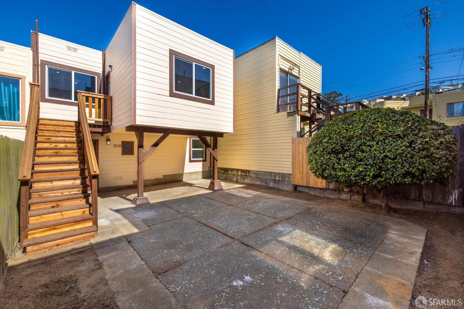 Detail Gallery Image 25 of 48 For 107 Venus St, San Francisco,  CA 94124 - 3 Beds | 2 Baths