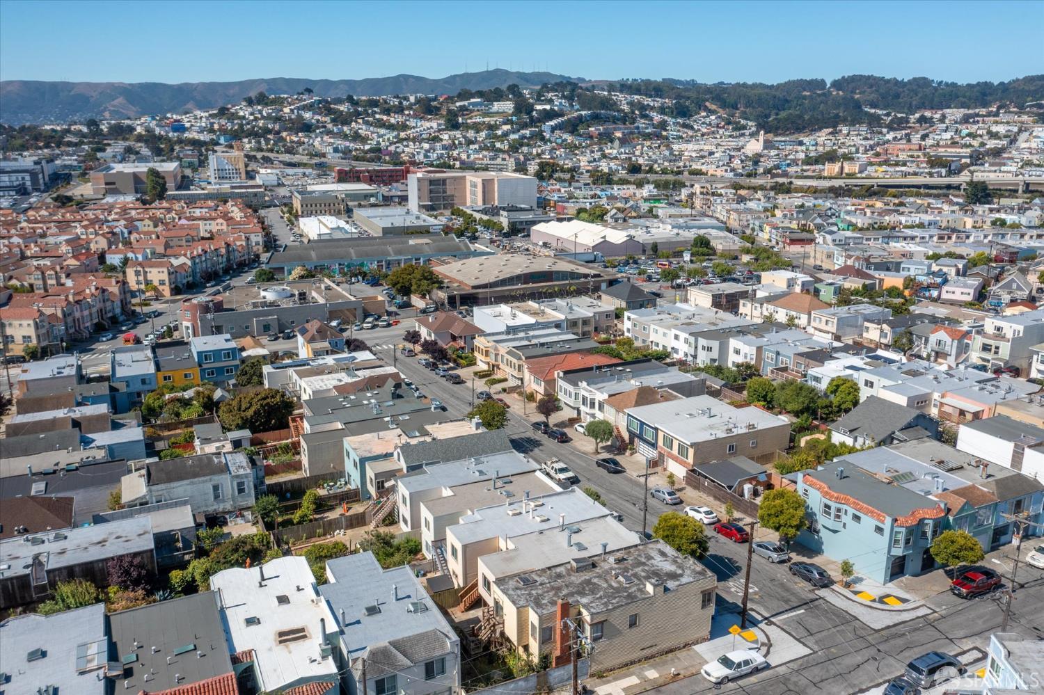 Detail Gallery Image 41 of 48 For 107 Venus St, San Francisco,  CA 94124 - 3 Beds | 2 Baths