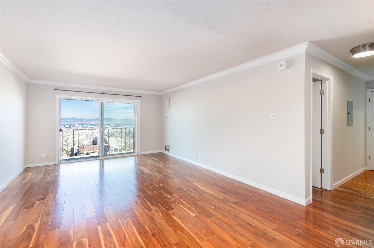 Detail Gallery Image 6 of 18 For 646 Corbett Ave #605,  San Francisco,  CA 94114 - 1 Beds | 1 Baths