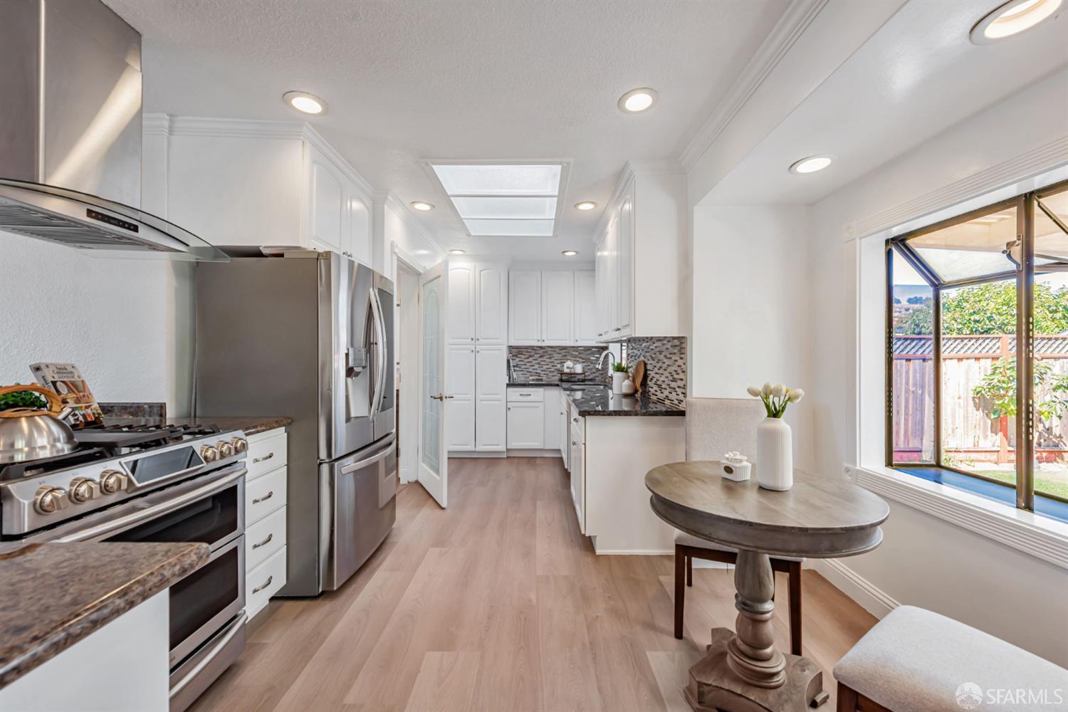 Detail Gallery Image 15 of 48 For 1614 139th Ave, San Leandro,  CA 94578 - 3 Beds | 2 Baths