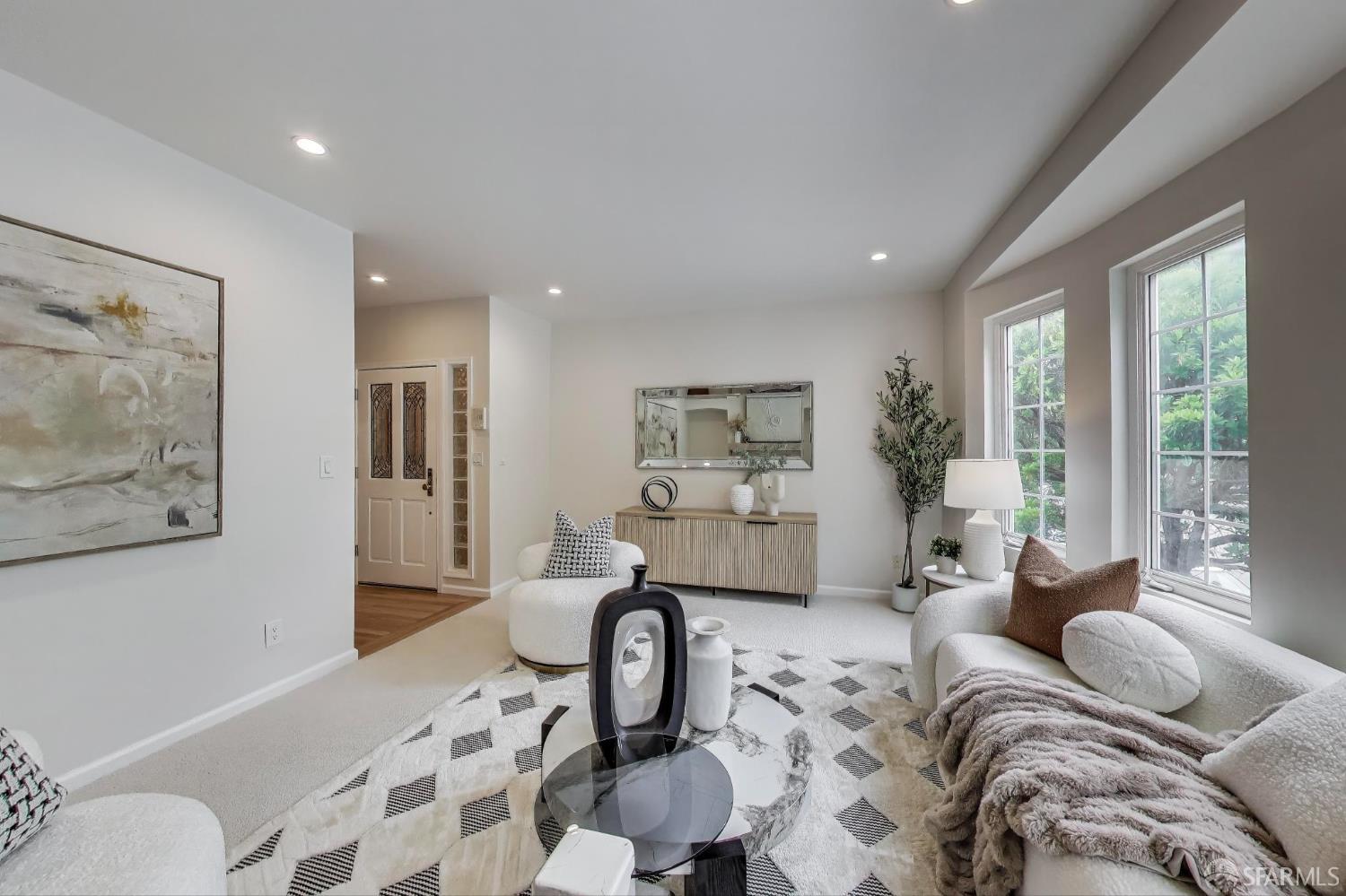 Detail Gallery Image 5 of 57 For 2826 Cabrillo St, San Francisco,  CA 94121 - 5 Beds | 5/1 Baths
