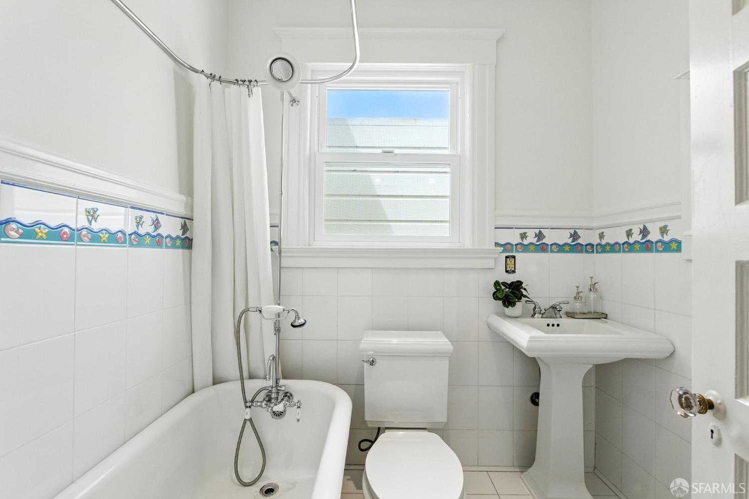 Photo #17: 425054876 Listing: Photo #17