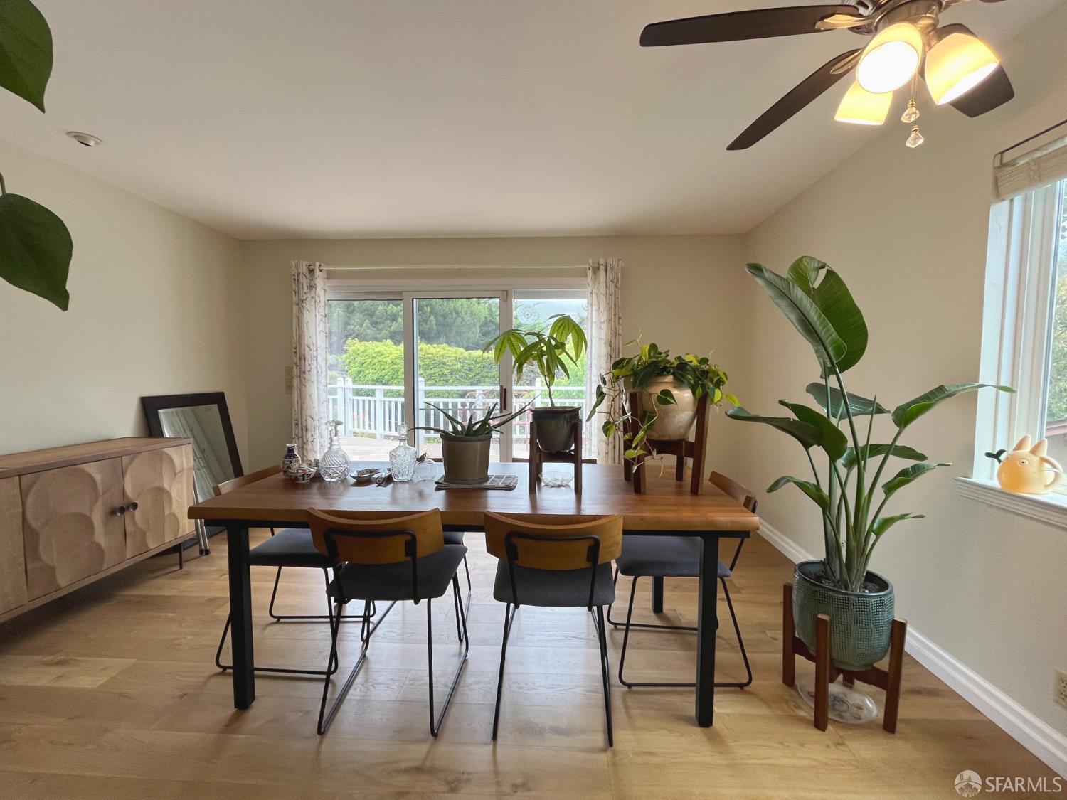 Detail Gallery Image 8 of 37 For 1032 Everglades Dr, Pacifica,  CA 94044 - 3 Beds | 2 Baths