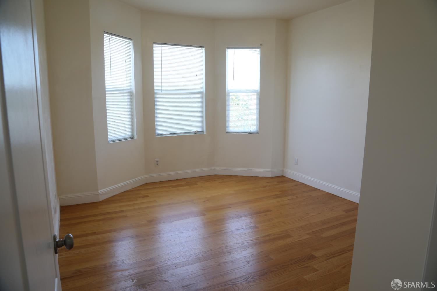 Detail Gallery Image 8 of 13 For 2726 San Bruno Ave #2724,  San Francisco,  CA 94134 - 3 Beds | 2 Baths