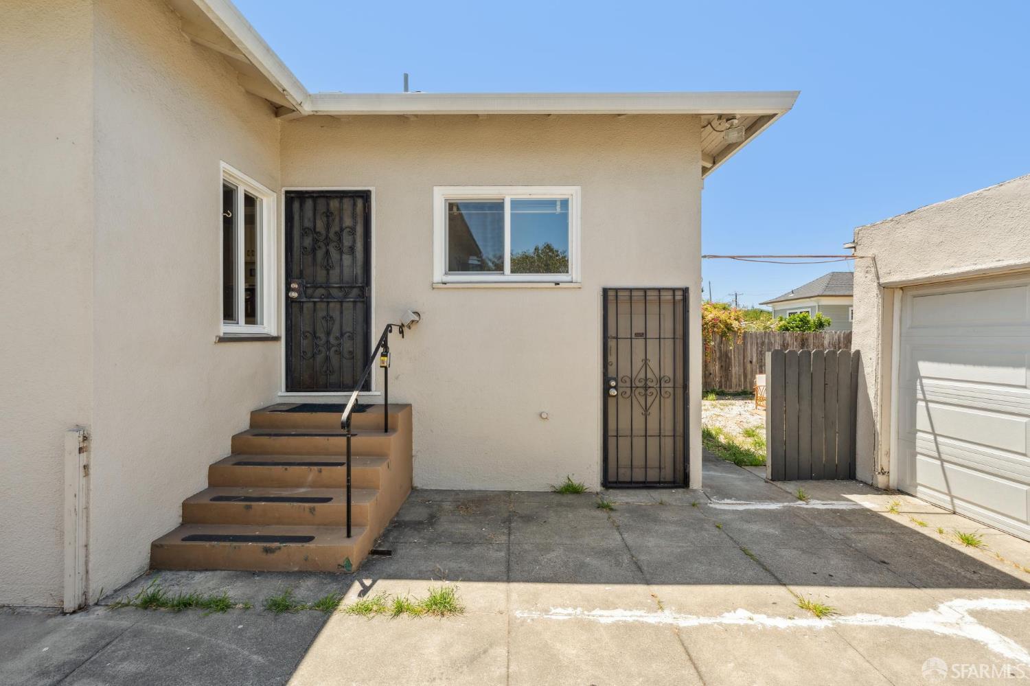 Detail Gallery Image 58 of 70 For 882 56th St, Oakland,  CA 94608 - 3 Beds | 2 Baths