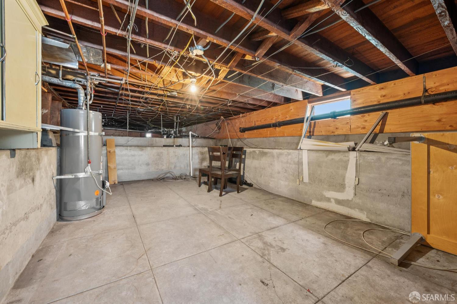 Detail Gallery Image 64 of 70 For 882 56th St, Oakland,  CA 94608 - 3 Beds | 2 Baths