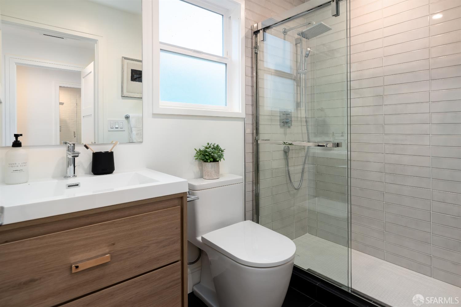 Detail Gallery Image 30 of 81 For 2277 33rd Ave, San Francisco,  CA 94116 - 4 Beds | 4 Baths