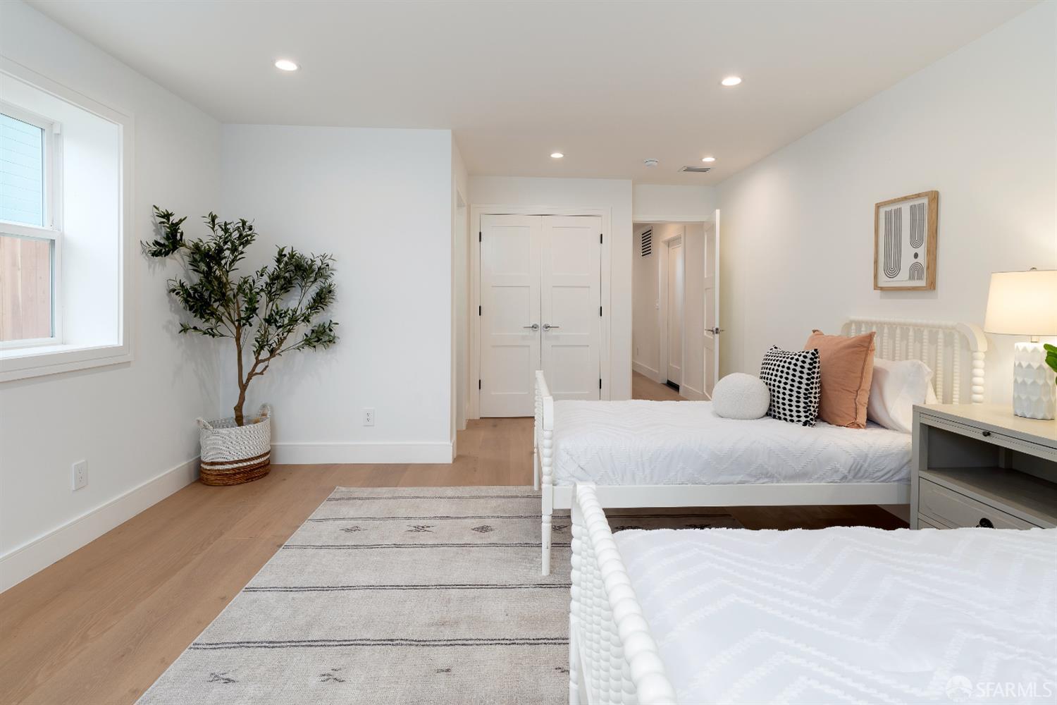 Detail Gallery Image 32 of 81 For 2277 33rd Ave, San Francisco,  CA 94116 - 4 Beds | 4 Baths
