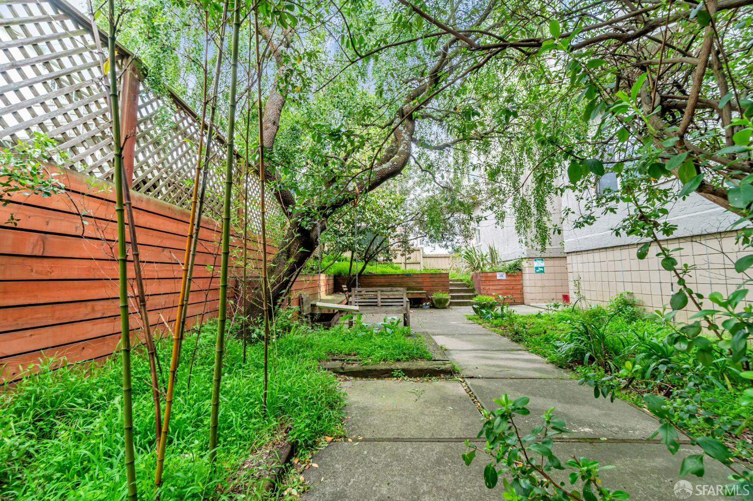 Photo #26: 425054912 Listing: Photo #26