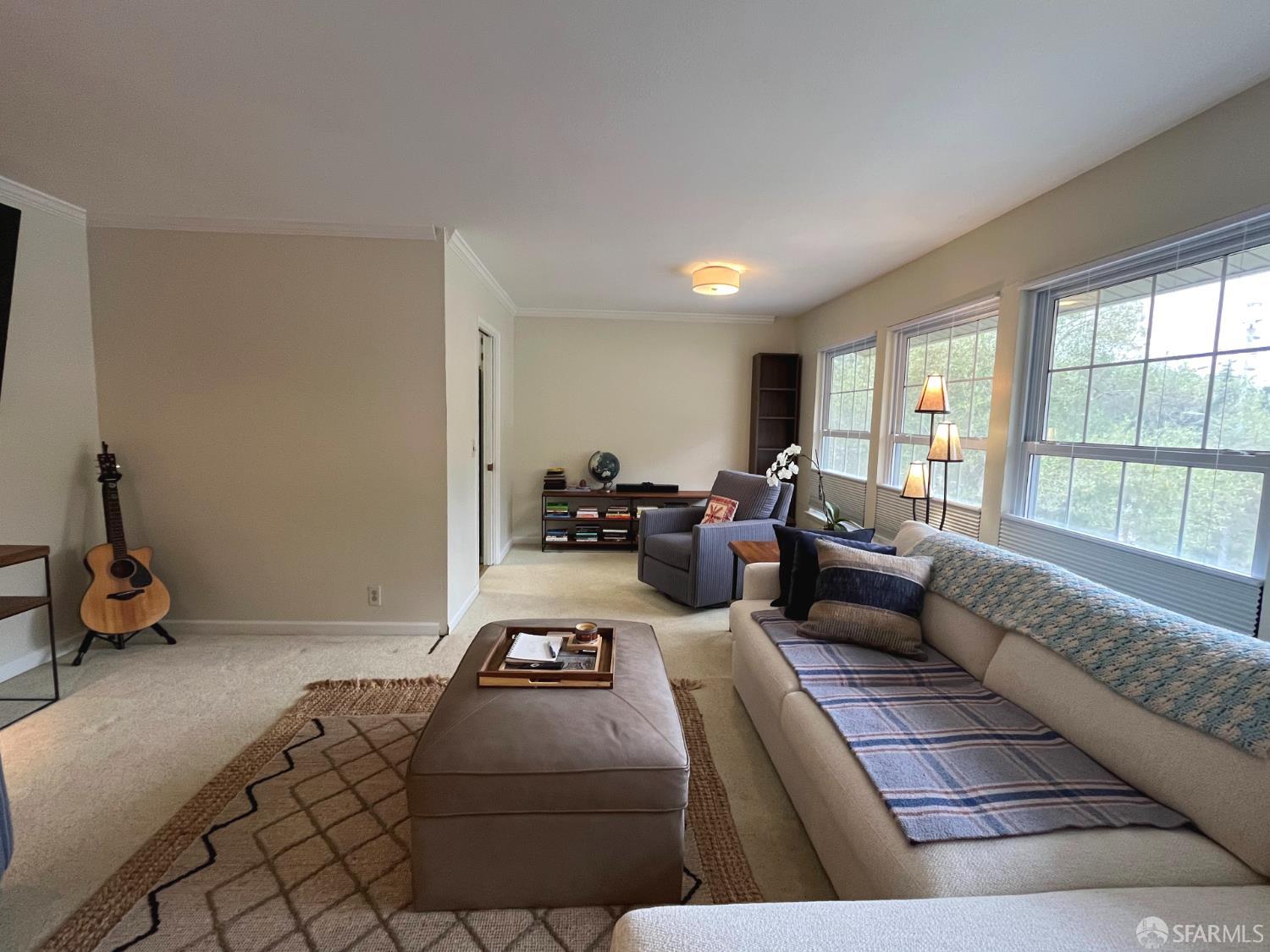 Detail Gallery Image 4 of 37 For 1032 Everglades Dr, Pacifica,  CA 94044 - 3 Beds | 2 Baths
