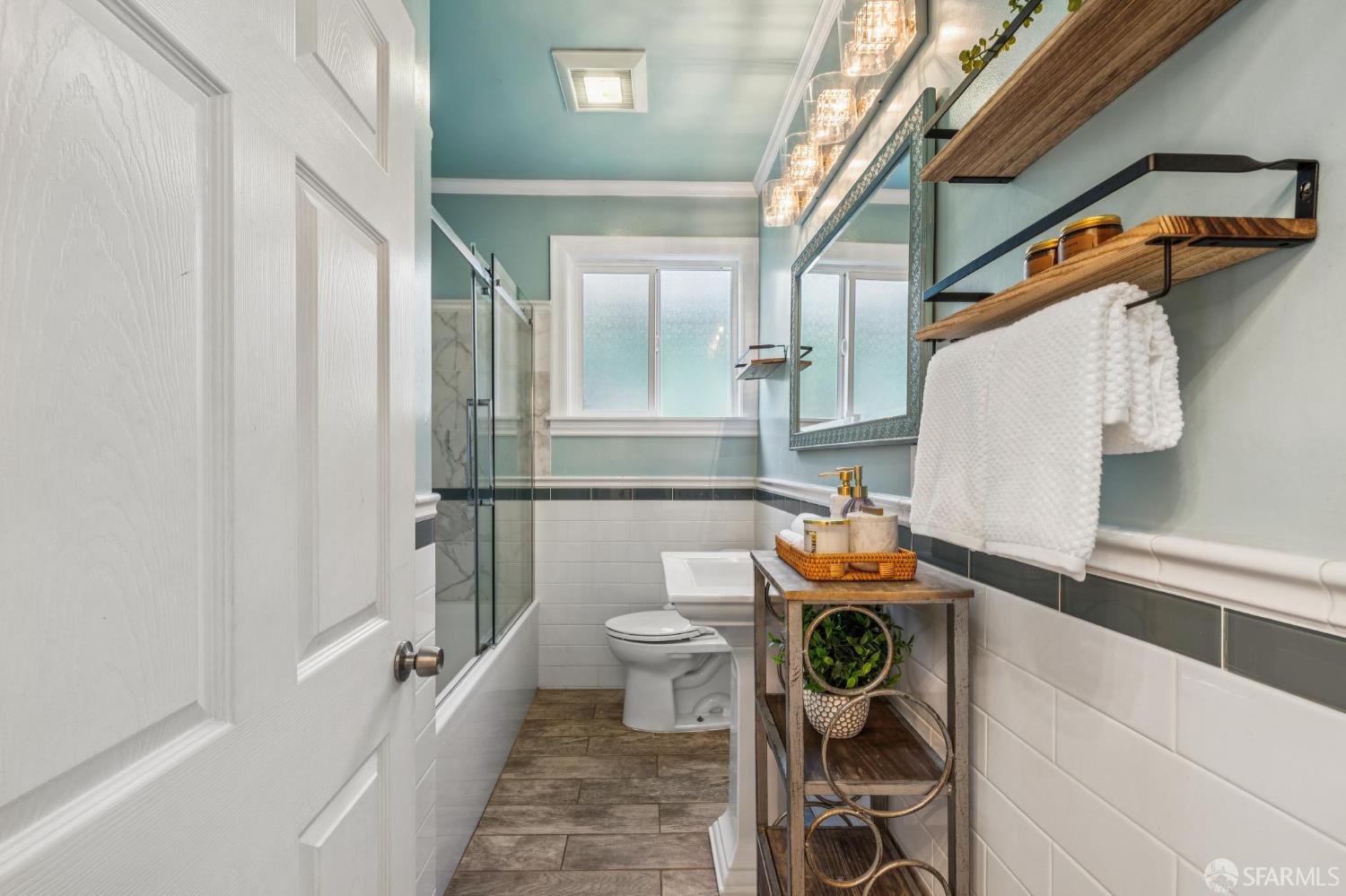 Detail Gallery Image 48 of 70 For 882 56th St, Oakland,  CA 94608 - 3 Beds | 2 Baths