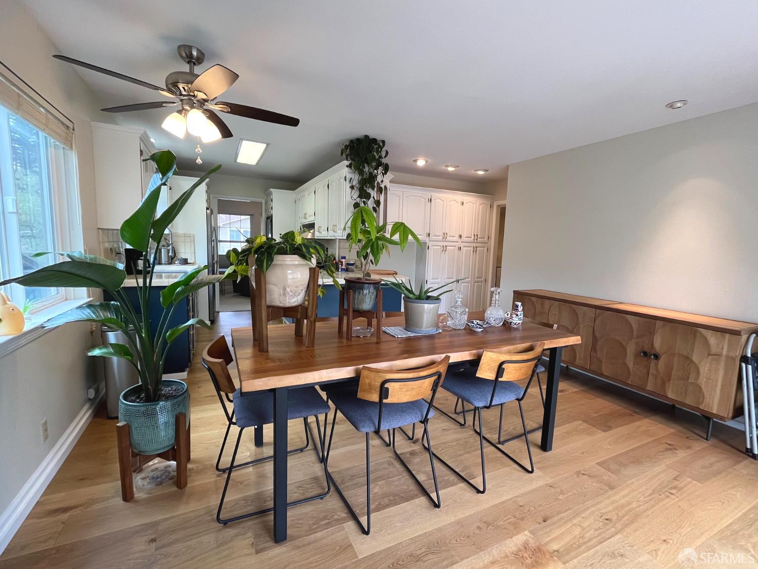 Detail Gallery Image 9 of 37 For 1032 Everglades Dr, Pacifica,  CA 94044 - 3 Beds | 2 Baths