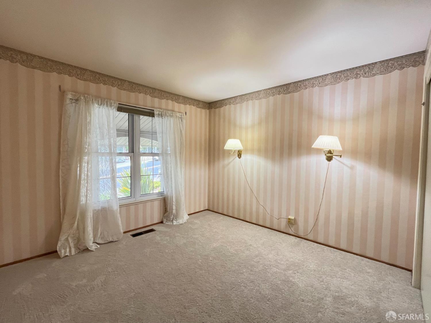 Detail Gallery Image 25 of 37 For 1032 Everglades Dr, Pacifica,  CA 94044 - 3 Beds | 2 Baths