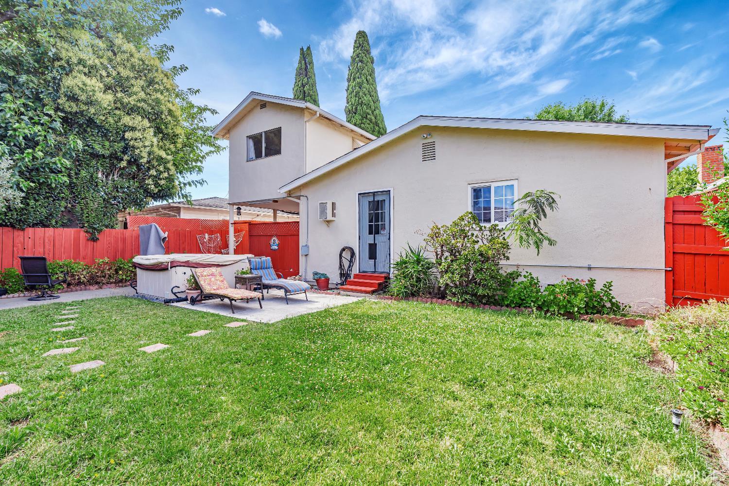 Detail Gallery Image 24 of 24 For 118 Tiffany Dr, Pittsburg,  CA 94565 - 3 Beds | 2 Baths