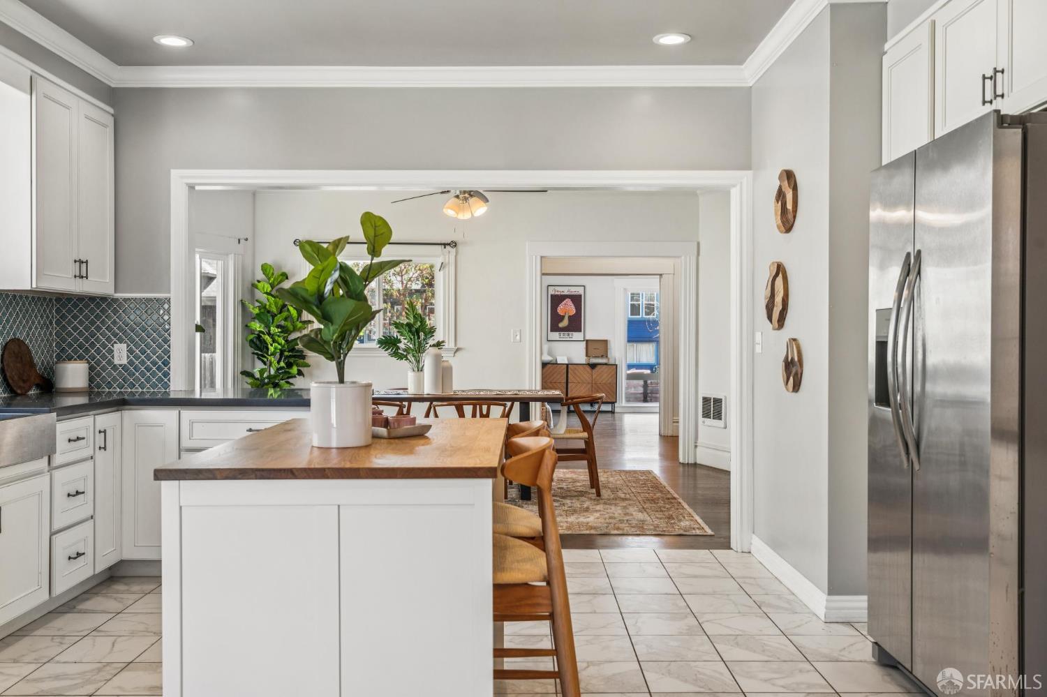 Detail Gallery Image 33 of 70 For 882 56th St, Oakland,  CA 94608 - 3 Beds | 2 Baths