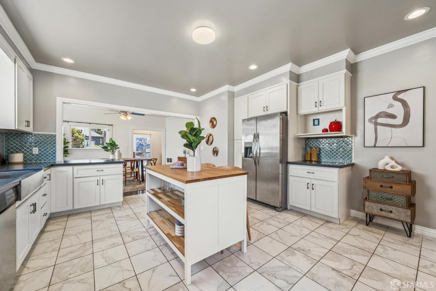 Detail Gallery Image 32 of 70 For 882 56th St, Oakland,  CA 94608 - 3 Beds | 2 Baths