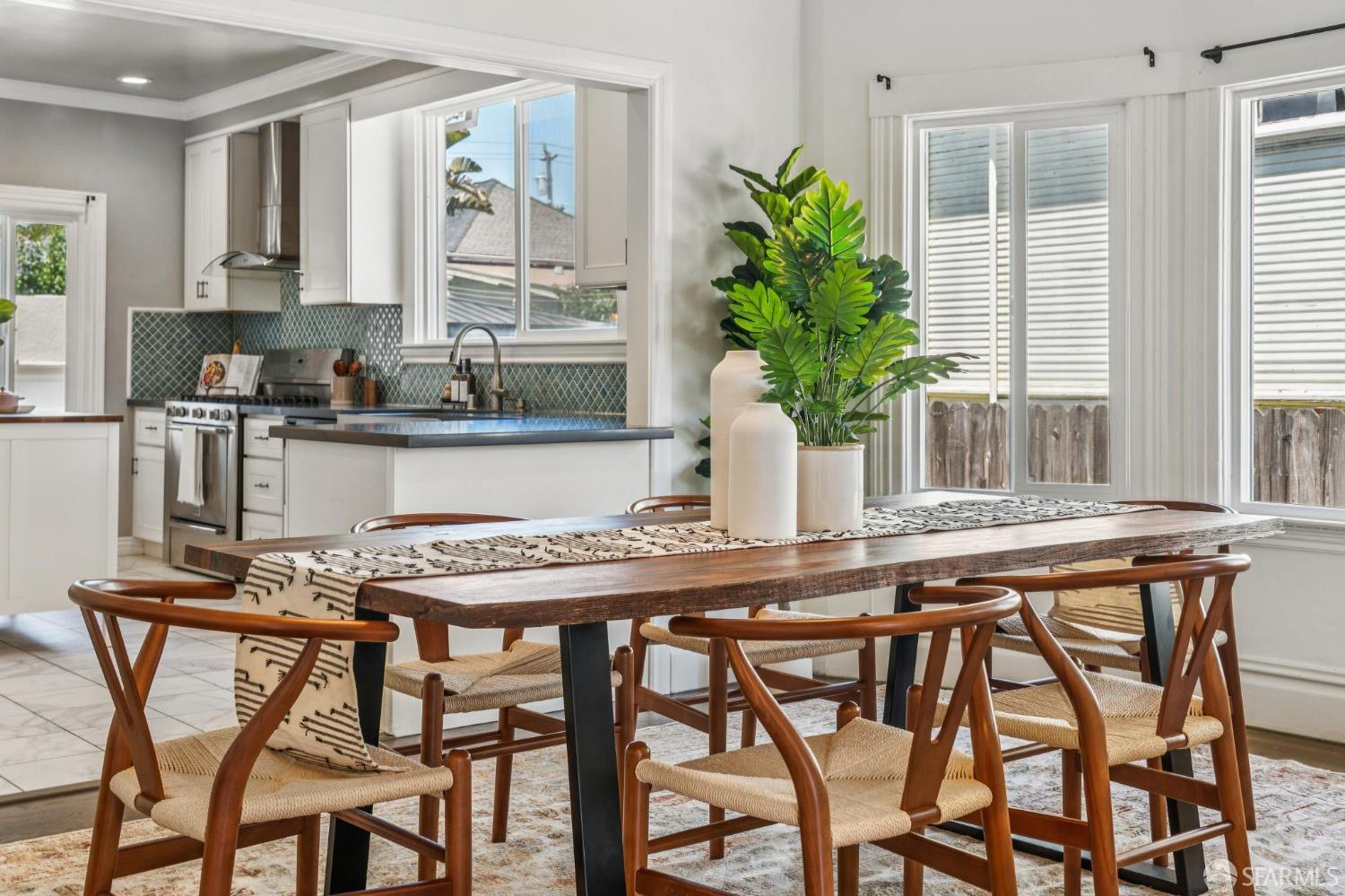 Detail Gallery Image 19 of 70 For 882 56th St, Oakland,  CA 94608 - 3 Beds | 2 Baths