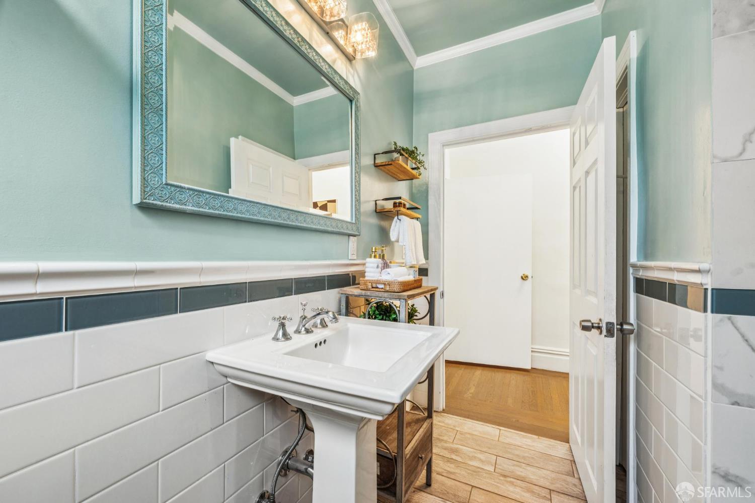 Detail Gallery Image 50 of 70 For 882 56th St, Oakland,  CA 94608 - 3 Beds | 2 Baths